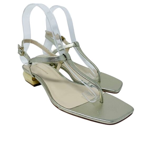 NWOB Anthro Metallic Gold Leather Low Heel Sandals Women's Size 7 Made in Brazil - Picture 1 of 9